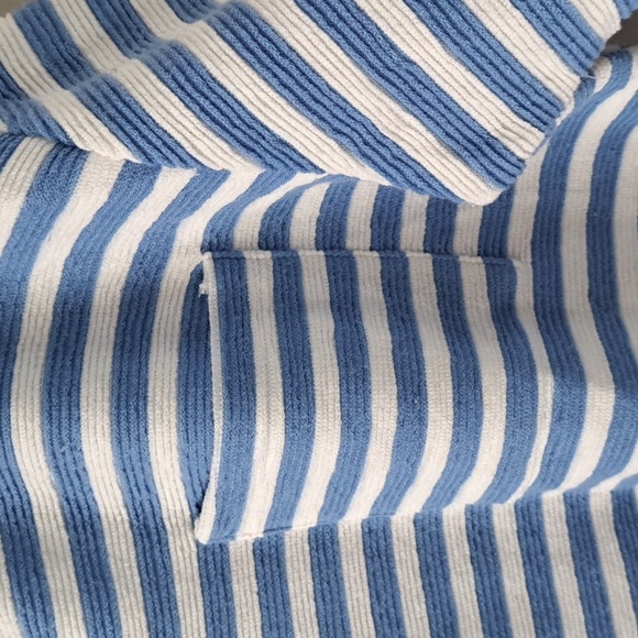 Blu Pepper Oversized Cropped Textured Boxy Blue White Striped Pullover Sweater - Picture 5 of 9